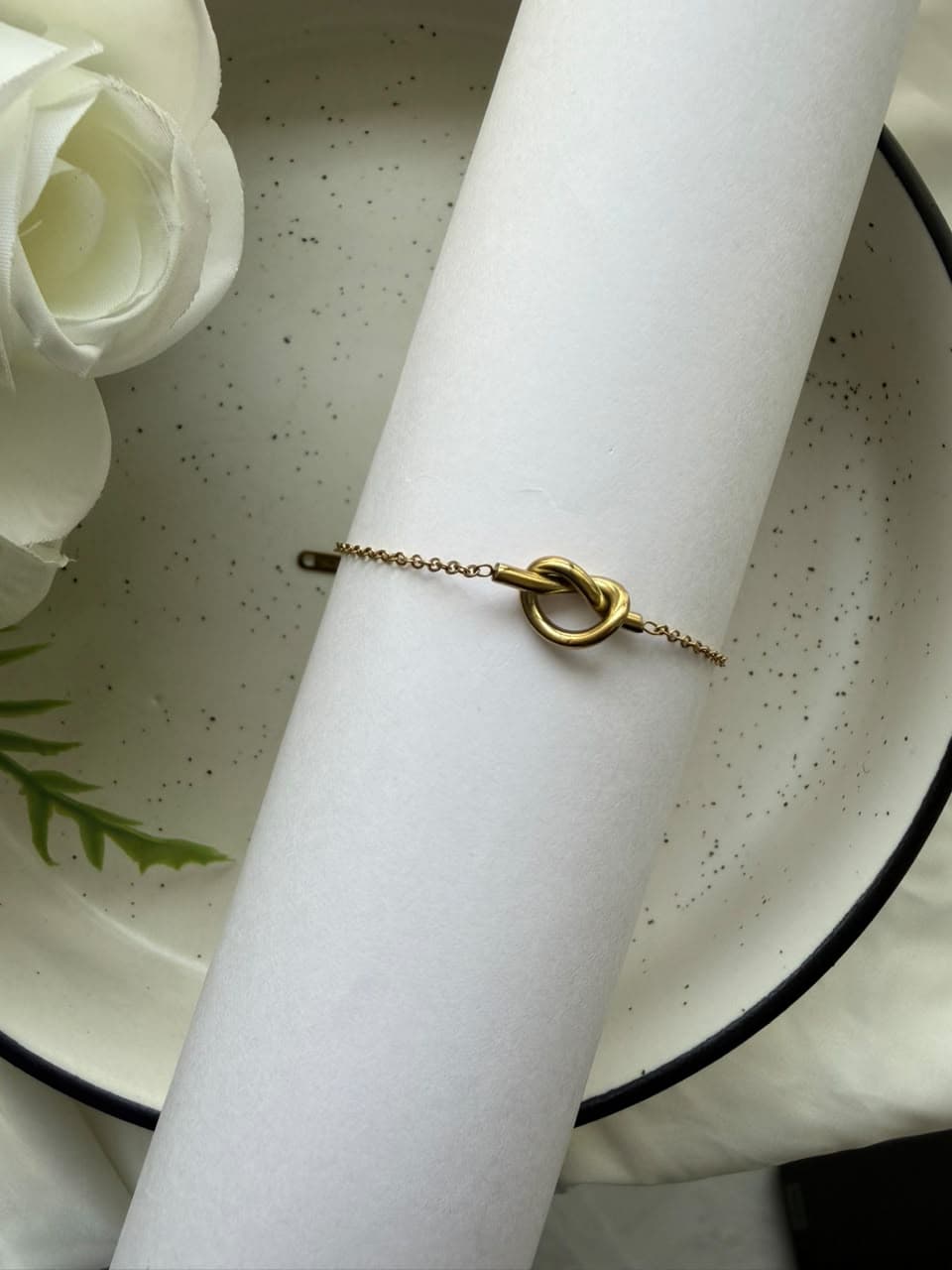 Knot bracelet