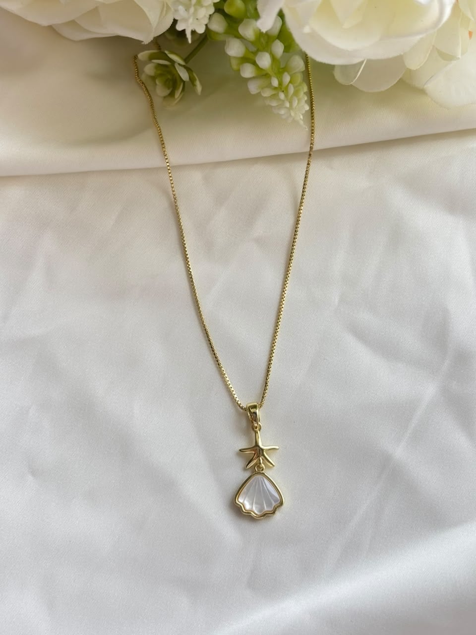 Star Shell Necklace