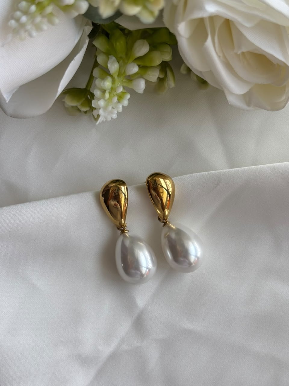 Pearl Drop Earrings