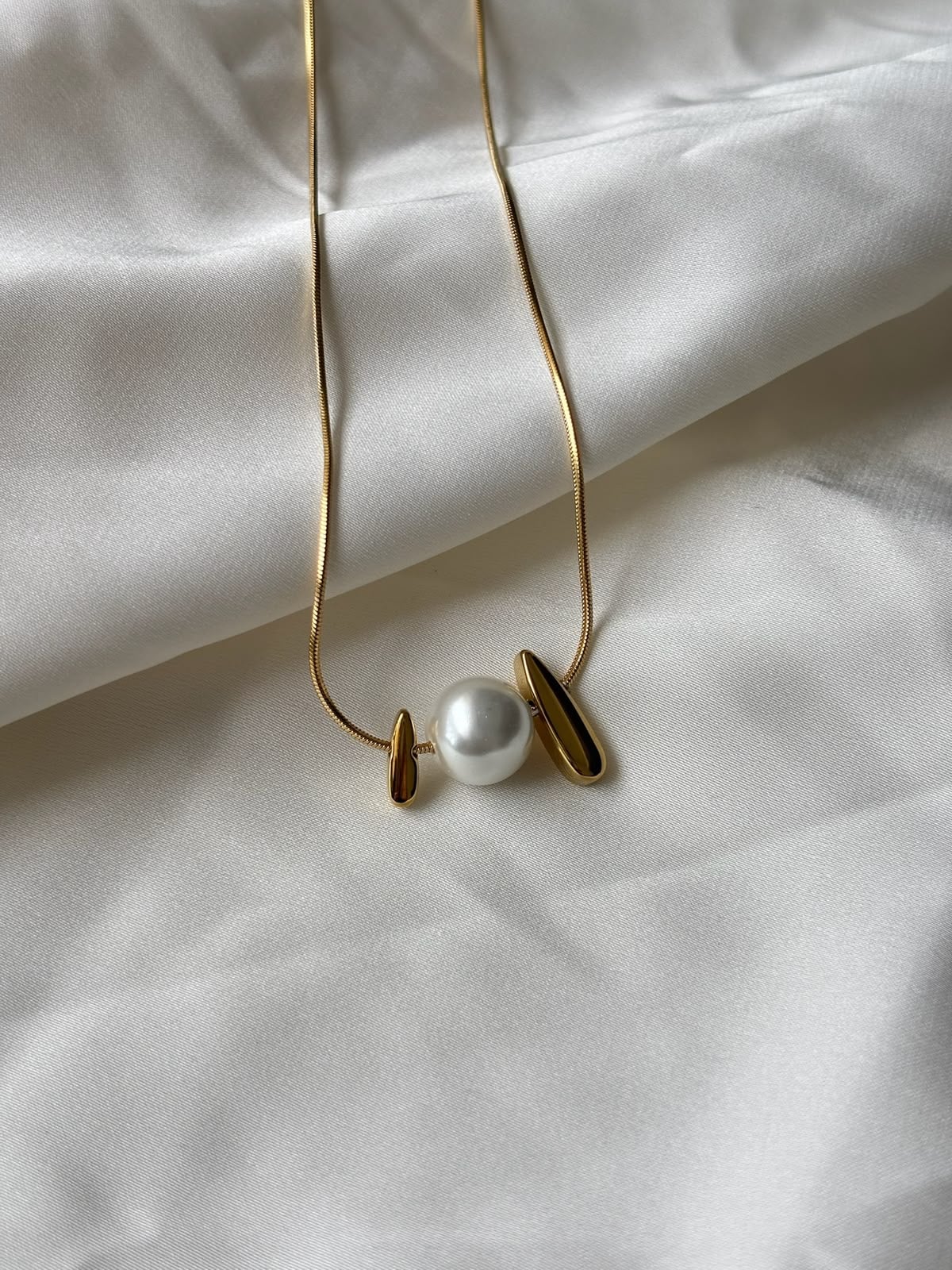Pearl Affair