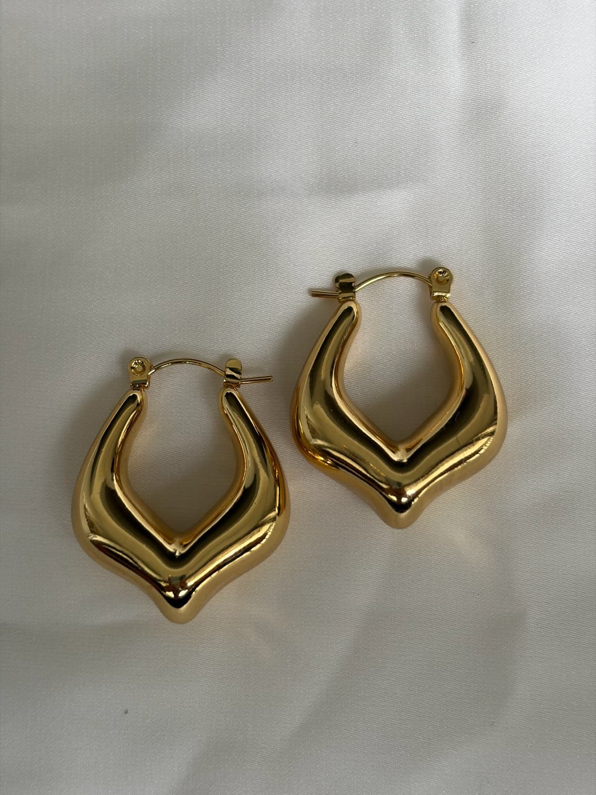 Classic Hoops